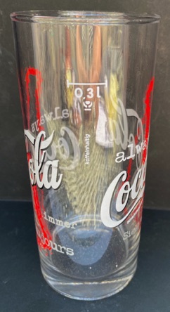 309045-1 € 3,50 coca cola glas rood wit contour D6,5 H 15 cm.jpeg
